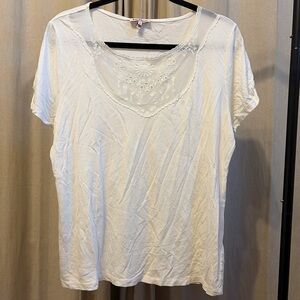 Juicy Couture White Lace Accent Short Sleeve Tee